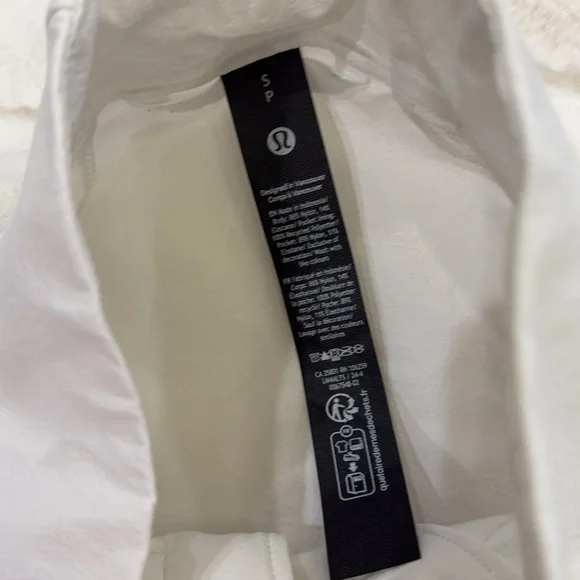 Lululemon Sojourn Windbreaker Jacket - Picture 10 of 12